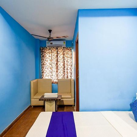Hotel Blue Abedin Kalkutta Exterior foto