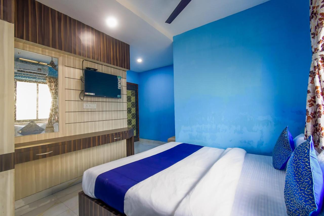 Hotel Blue Abedin Kalkutta Exterior foto