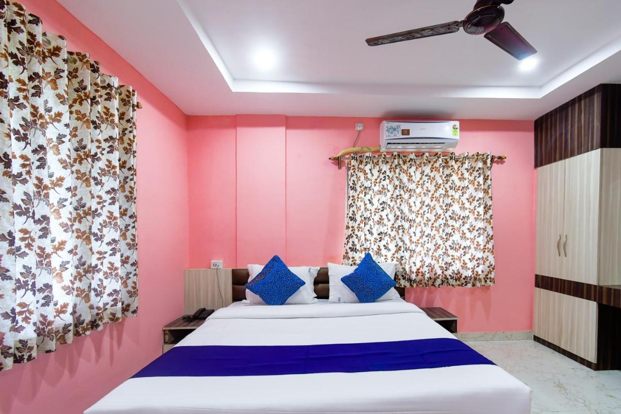 Hotel Blue Abedin Kalkutta Exterior foto