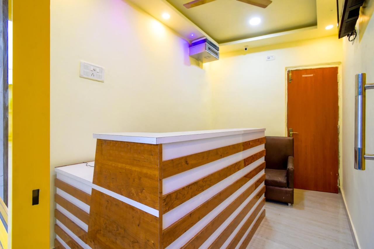 Hotel Blue Abedin Kalkutta Exterior foto