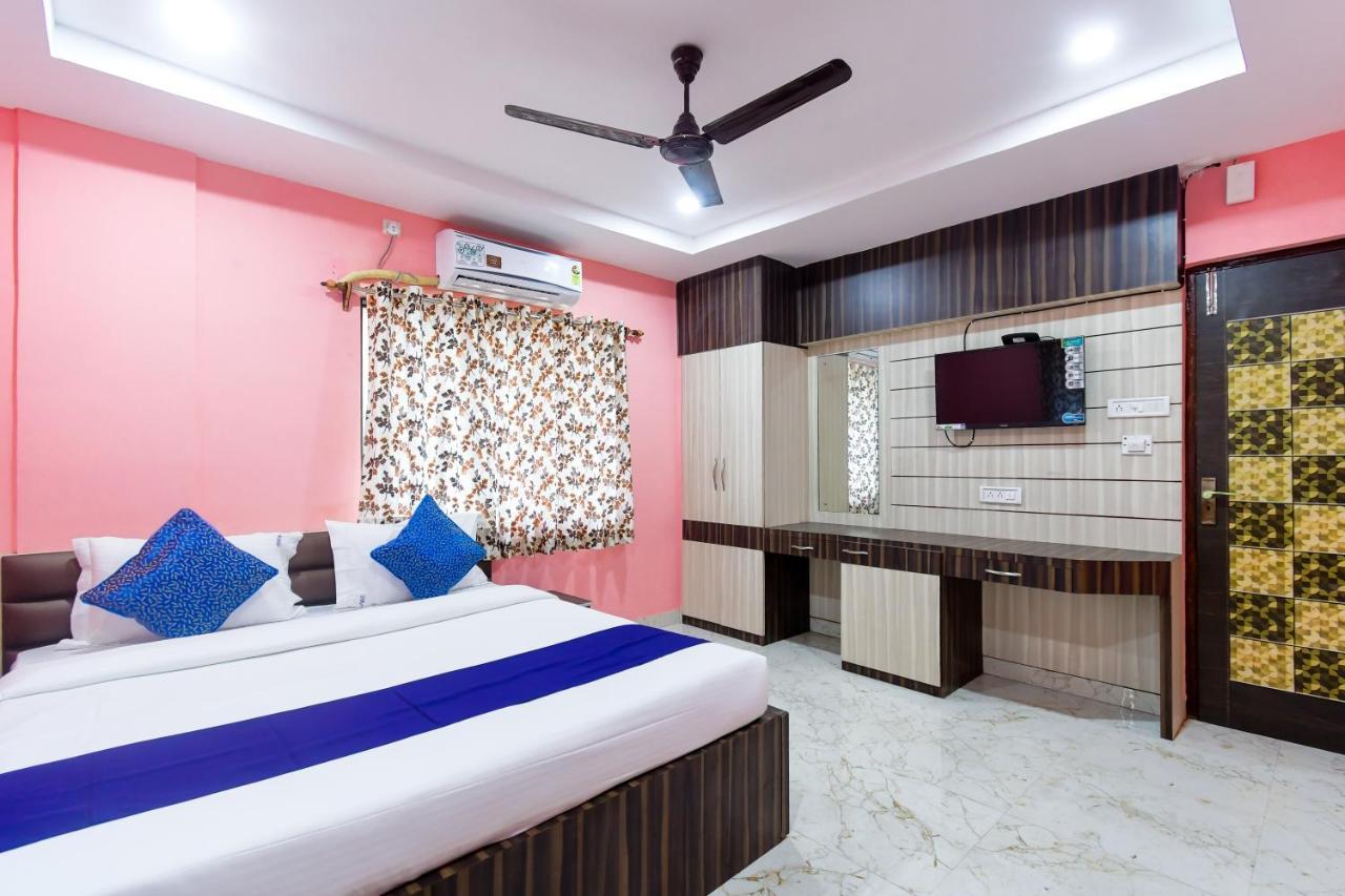 Hotel Blue Abedin Kalkutta Exterior foto